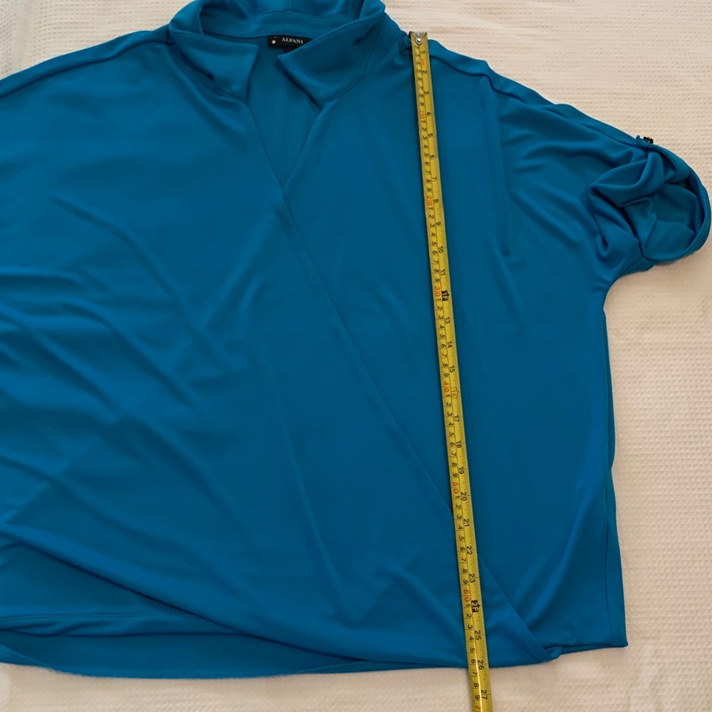 Alfani Blue/ turquoise Women's Blouse with Roll-Tab Sleeves size XL - Picture 7 of 8